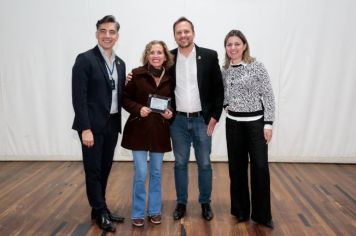 Foto - 01/06/22 - Homenagem dos Aposentados e Pensionistas - Tetro Juarez Machado