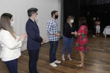 Foto - 27/10/21 - Homenagem aos Aposentados e Pensionistas - Teatro Juarez Machado