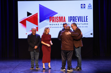 Foto - Homenagem por Tempo de Serviço aos Servidores da Prefeitura de Joinville