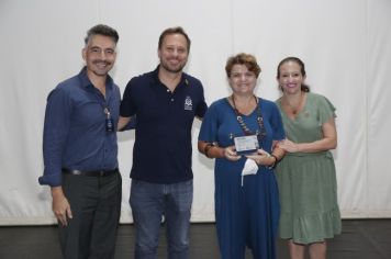 Foto - 22/03/22 - Homenagem dos Aposentados e Pensionistas - Tetro Juarez Machado