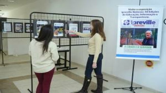 Capas do Ipreville Notícias estão à mostra na Câmara de Vereadores